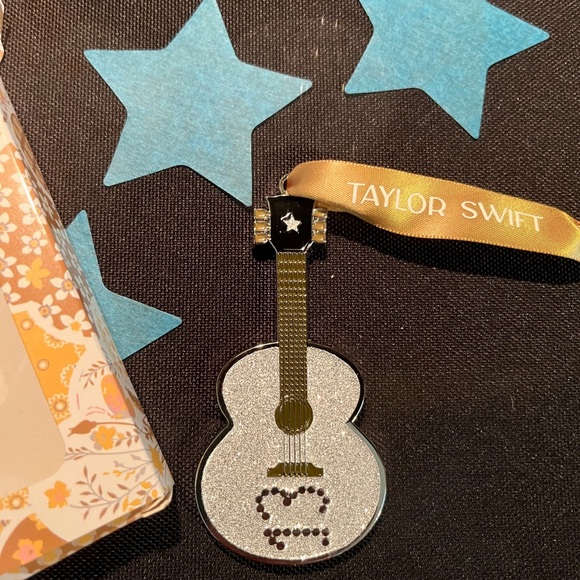 Taylor Swift Fearless 13 Guitar Ornament Silver Sparkly Decor Swiftie Charm - Picture 1 of 4